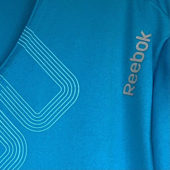 Reebok Athletic Shortsleeve Tee - Size Large - Picture 3 of 7